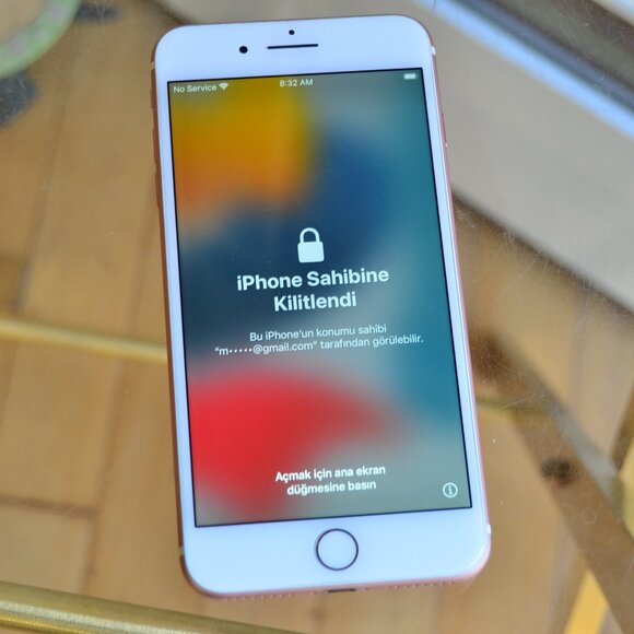 Iphone 7+ For parts only - Picture 12 of 12